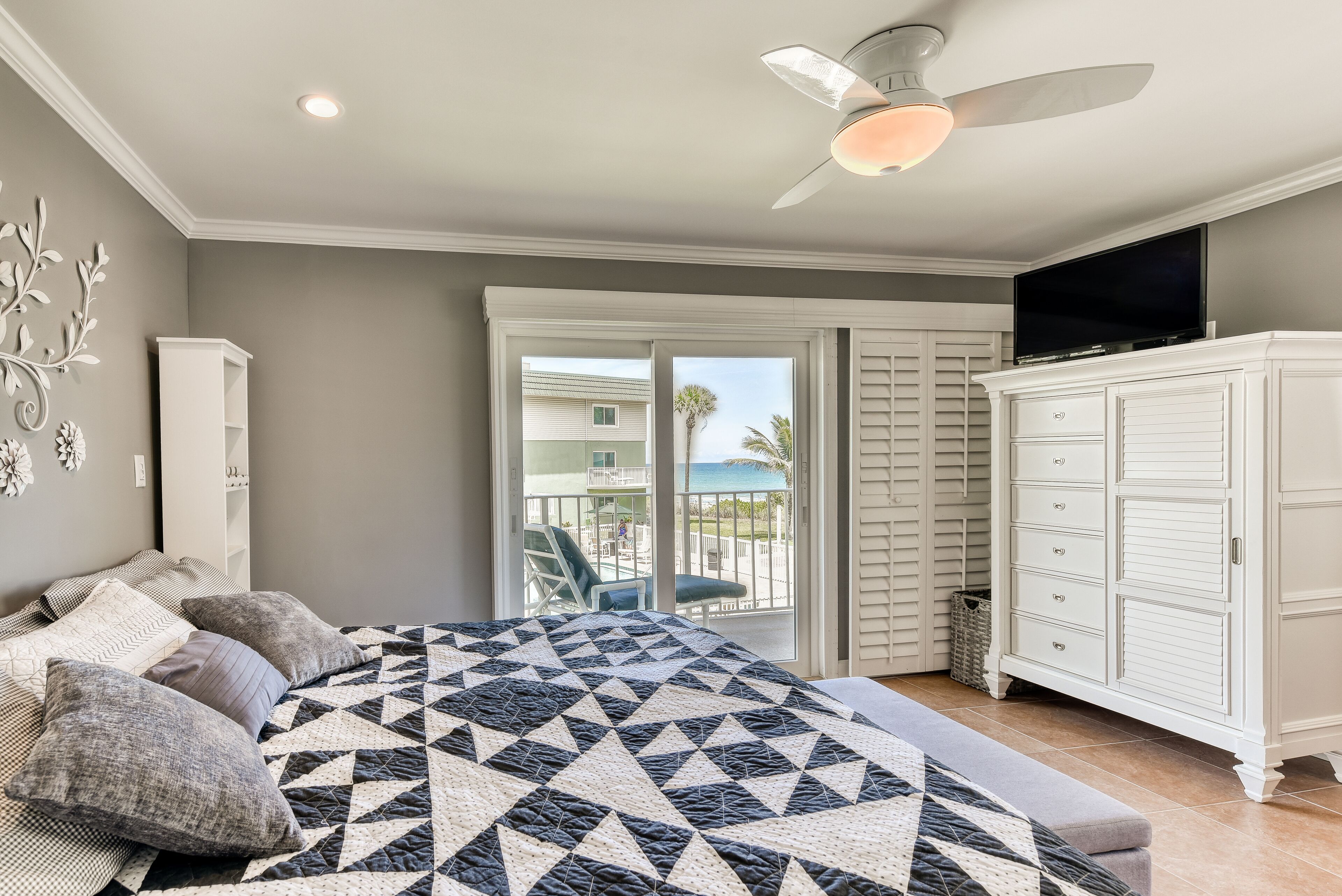 2 bedrooms, desk, iron/ironing board, free WiFi