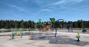 Children’s area - Golfers Paradise | Private Practice Facility | Near Sand Valley Golf Resort (Nekoosa)