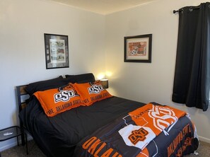 1 bedroom, free WiFi, bed sheets