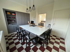 Dining - Beautiful villa with swimming pool, 5 minutes' walk from the historic center (Bergerac)