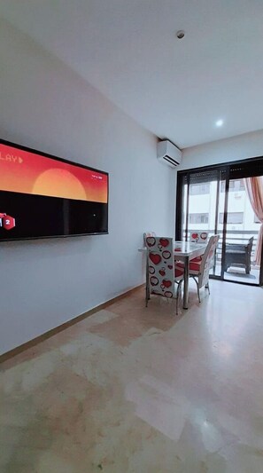 Interior - Superb apartment with swimming pool wifi (مراكش)
