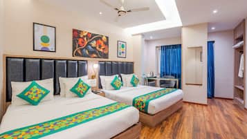 Deluxe Double Room | Desk, iron/ironing board