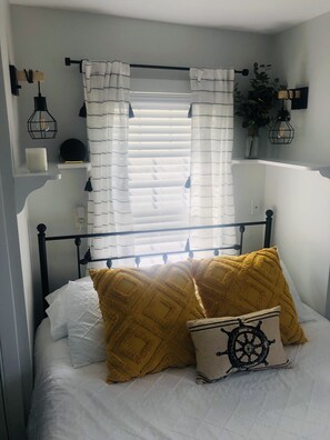 1 bedroom, desk, iron/ironing board, travel cot