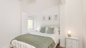 2 bedrooms, free WiFi, bed sheets