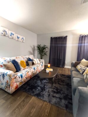 Smart-TV, Computerbildschirme, Drucker