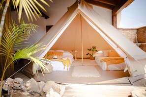 1 室のベッドルーム、WiFi