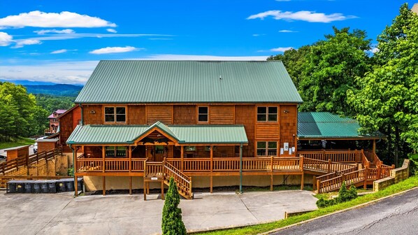 Exterior - Large Luxury Cabin Near Pigeon Forge | Indoor Pool, Theater, Sleeps 56 (Sevierville)