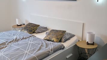 3 Schlafzimmer, Bügeleisen/Bügelbrett, WLAN, Bettwäsche