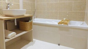 أحواض استحمام