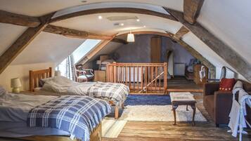 2 bedrooms, free WiFi, bed sheets