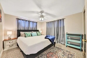 2 Schlafzimmer, Bügeleisen/Bügelbrett, Internetzugang, Bettwäsche