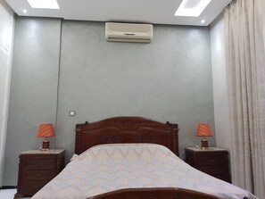 4 bedrooms, iron/ironing board, bed sheets - Appartement Warda (Marrakech)