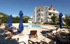 Pool - Stunning apartment in Barbat na Rabu (Barbat na Rabu)