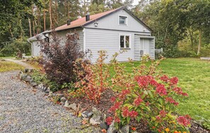 Property grounds - 2 bedroom nice home in Borrby (Borrby)