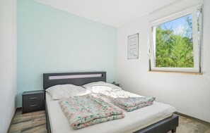 2 bedrooms, travel cot, free WiFi - Gorgeous home in Zeulenroda-Triebes (Zeulenroda-Triebes)