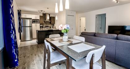 FreeParking Condo 2BRs 4beds AC Wi-Fi Smart TV