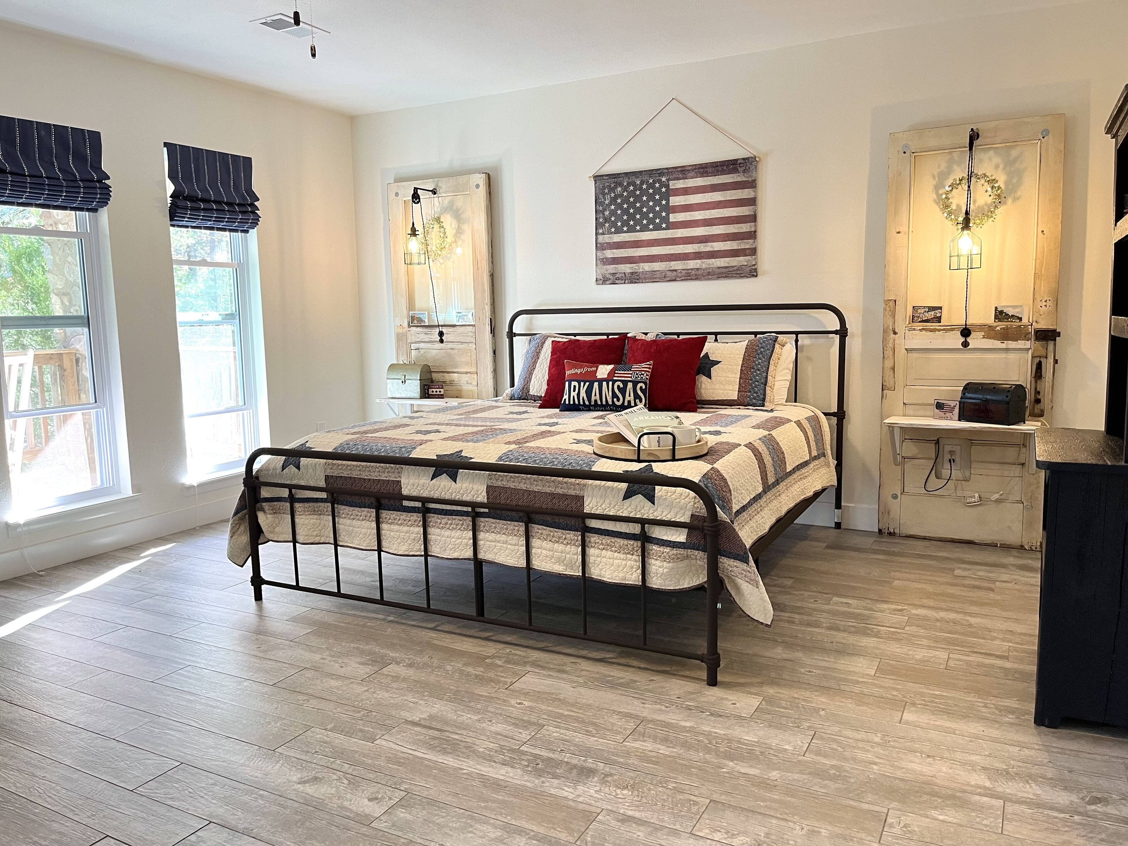 4 Schlafzimmer, Schreibtisch, Bügeleisen/Bügelbrett, Reisekinderbett