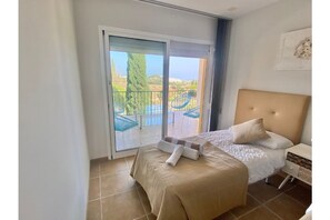 3 bedrooms, iron/ironing board, travel crib, free WiFi