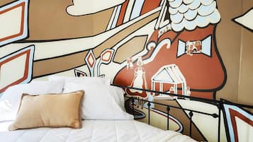 3 bedrooms, iron/ironing board, travel cot, free WiFi