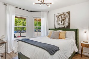 4 bedrooms, desk, iron/ironing board, travel cot
