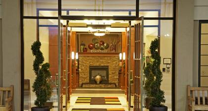 1 Bedroom | King Suite Near IAD | Free Breakfast