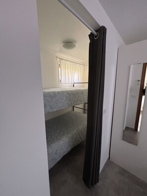 2 bedrooms, iron/ironing board, free WiFi, bed sheets - Bungalow Fuin 12 (CIN IT027044B4AZWRKV7O) (Cavallino-Treporti (VE))