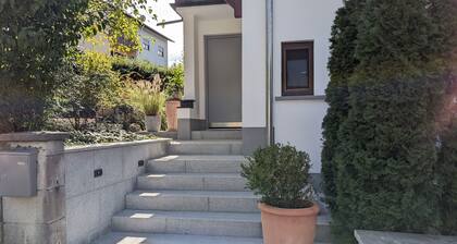 Einzimmerwohnung in Ruhiger Lage mit Balkon