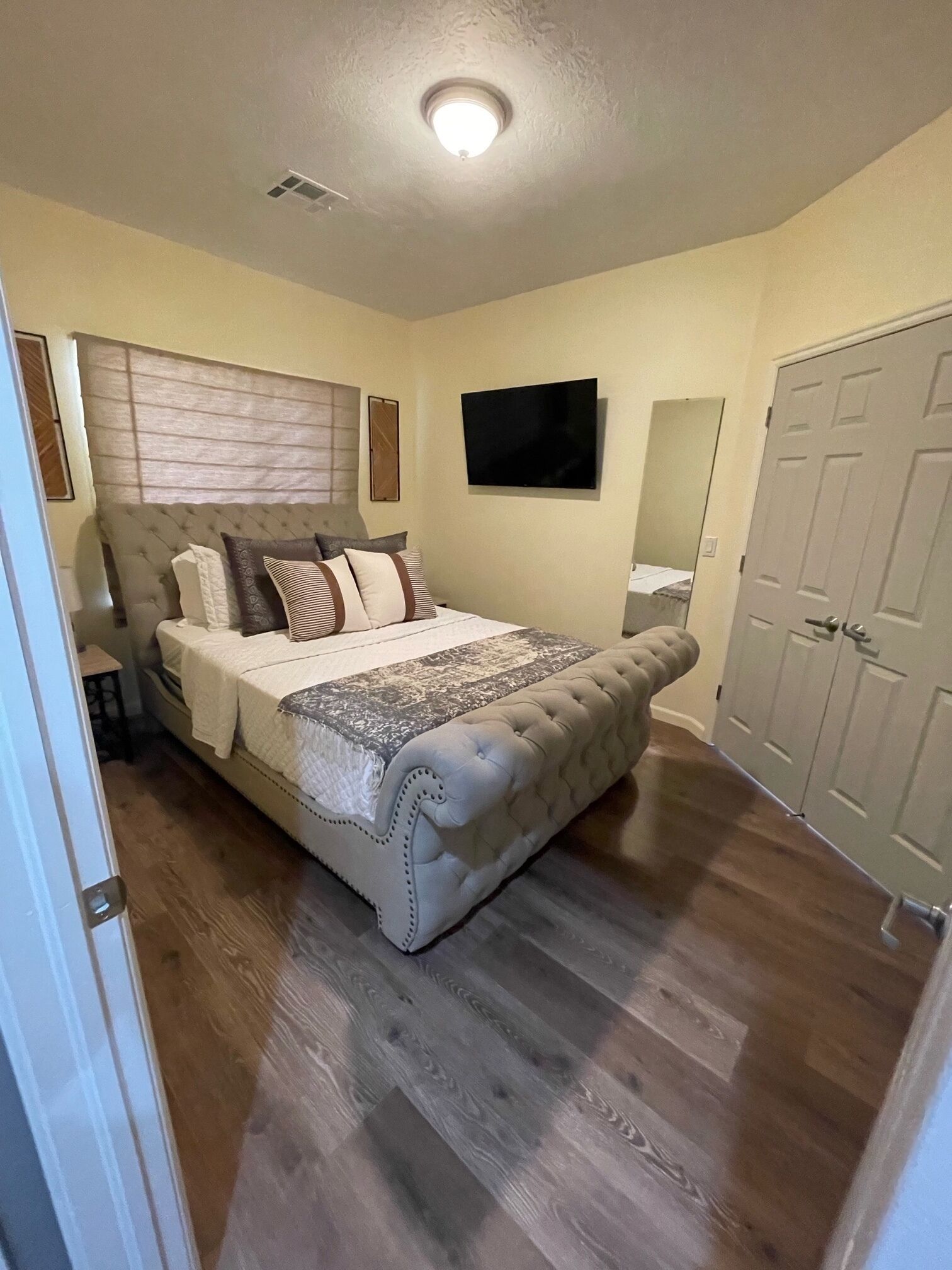 4 chambres, fer et planche à repasser, Wi-Fi gratuit, draps fournis