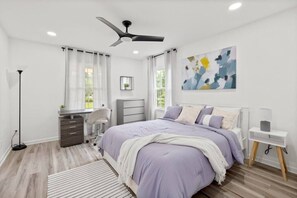 4 chambres, bureau, fer et planche à repasser, accès au Wi-Fi (inclus)