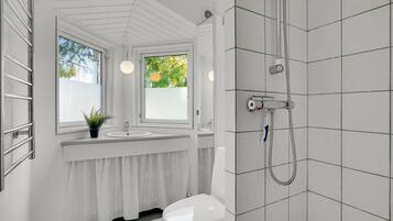 Douche, séchoir à cheveux