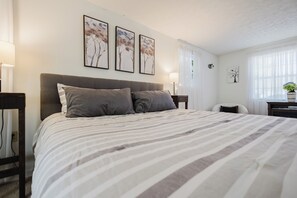 2 Schlafzimmer, Schreibtisch, WLAN, Bettwäsche