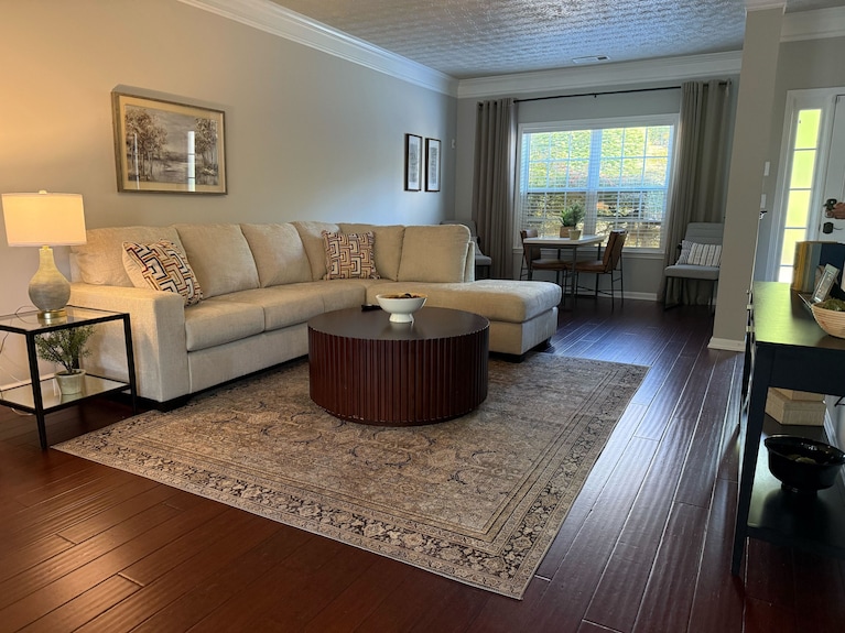 Modern 3br Townhome Near Downtown Woodstock - Canton, GA