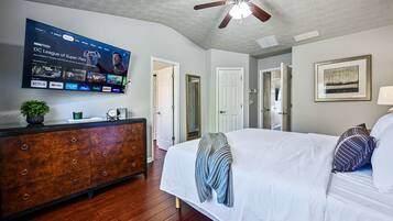 3 soverom, strykejern/-brett, wi-fi (inkludert) og sengetøy