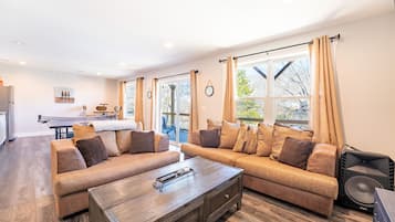 Smart TV, fireplace, table tennis, books