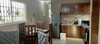 The Perfect 2Bedroom 10 mins from Downtown 