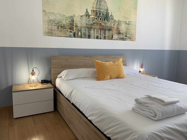 1 chambre, fer et planche à repasser, Wi-Fi gratuit, draps fournis