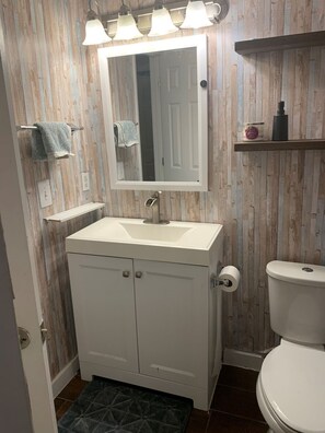 Shower - Perfectly located Condo in the heart of downtown CLT (Charlotte)