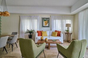 Televisión, servicios de streaming y oficina 