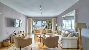 Televisión, servicios de streaming y oficina