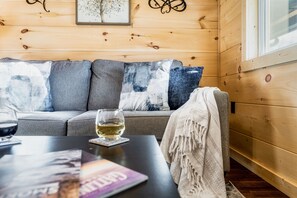 Interior - Heavenly Daze!!! Mountain Getaway!! (Cosby)