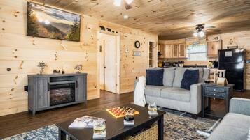 Smart TV, fireplace