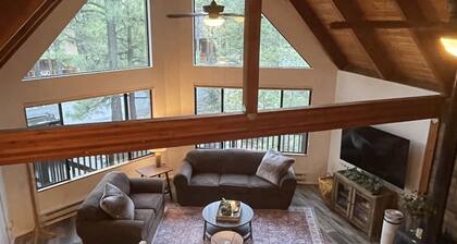 Retreat in the pines. Cozy Chalet w/ large covered deck.