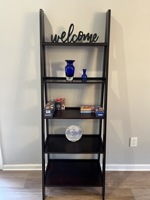 Interior - Hospitable Reservoir home w/King Bed near Shaggy’s (Brandon)