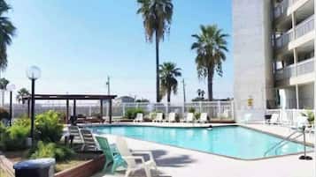 Piscina a l'aire lliure