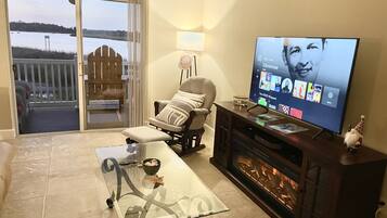 Smart TV, table tennis, stereo