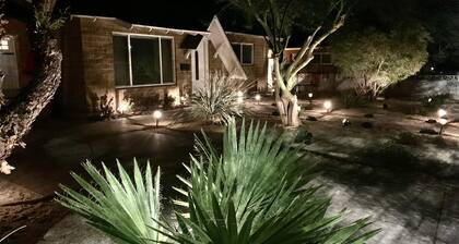 Charming Cottage near the heart of Old Town Scottsdale