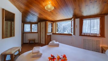 2 camere, cassaforte in camera, postazione laptop, Wi-Fi gratuito