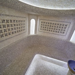 Couples treatment rooms, Turkish bath, body treatments, aromatherapy
