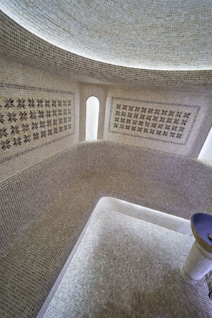 Espace de soins pour les couples, hammam, soins corporels