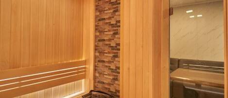 Couples treatment room(s), Turkish bath/hammam, body treatments